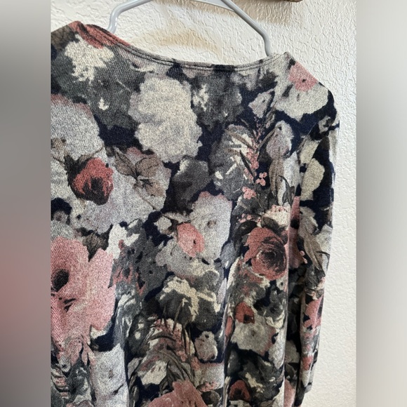 Honey Me Floral Cardigan - Picture 5 of 7